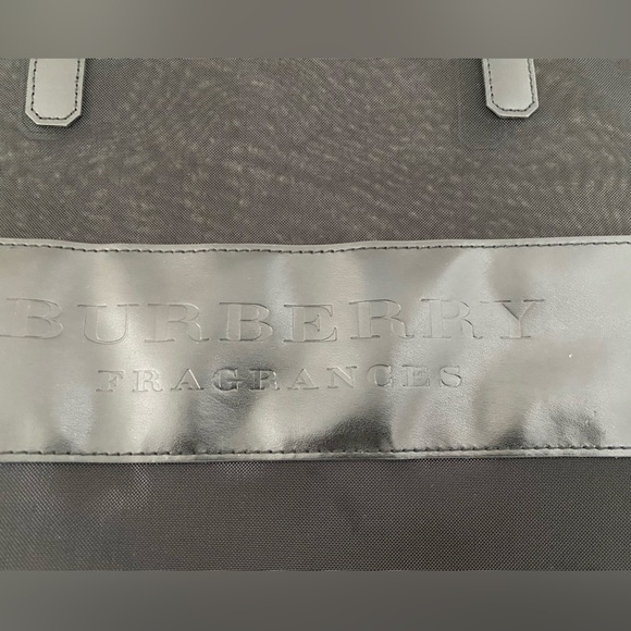 Burberry Tote Handbag - Picture 9 of 10
